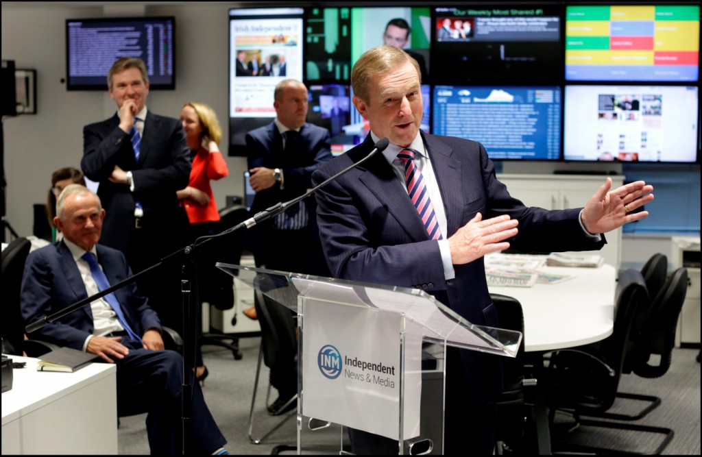 Taoiseach Enda Kenny opens the digital-led news hub at INM, watched on by INM Chairman Leslie Buckley, INM Editor-In-Chief Stephen Rae Picture By David Conachy. 16/09/2015