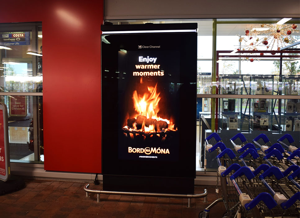 Bord Na Móna Weathers the Winter in DOOH Messaging 