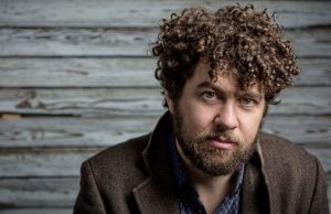 Declan O’Rourke to Star at Ukraine Fundraiser Hosted by the Indie List