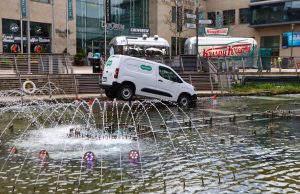 Talon & OMD Pull Off OOH Stunt in Dundrum for Specsavers