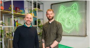 Wolfgang Research Highlights Widening Sales Gap Between Online and Offline Retailers in 2025