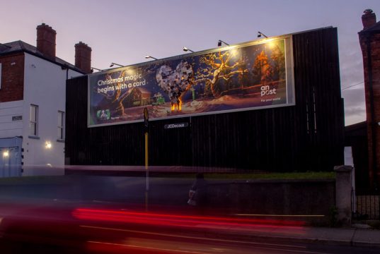 Out\Look: Planning Christmas OOH Effectively
